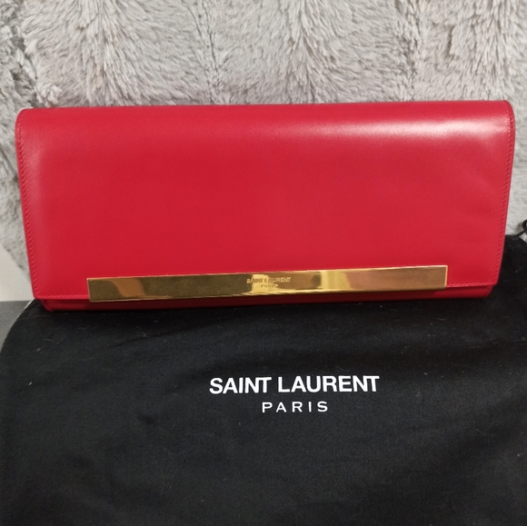 Saint Laurent Lutetia Flap clutch in red calfskin - Picture 1 of 10
